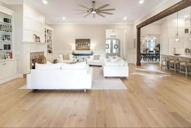 Living & Family Rooms