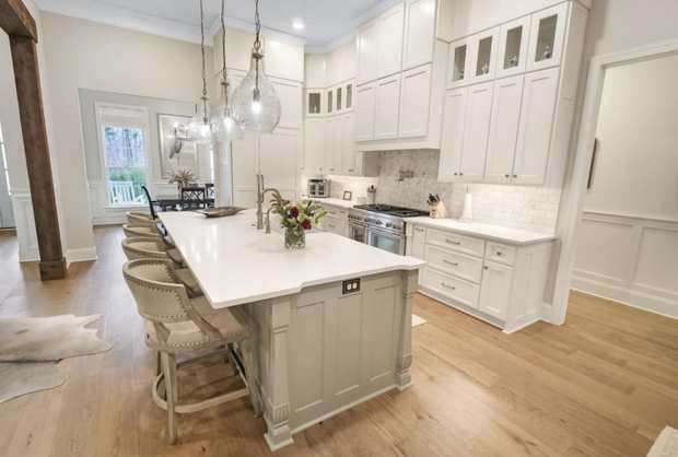 Kitchen & Entertaining