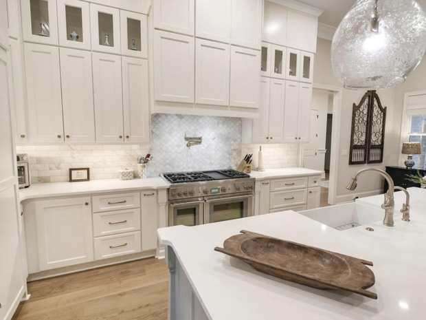 Kitchen & Entertaining