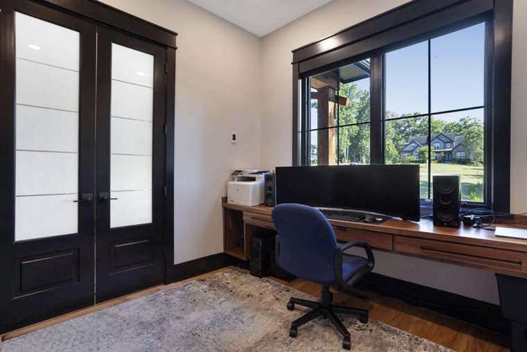 Office & Specialty Rooms