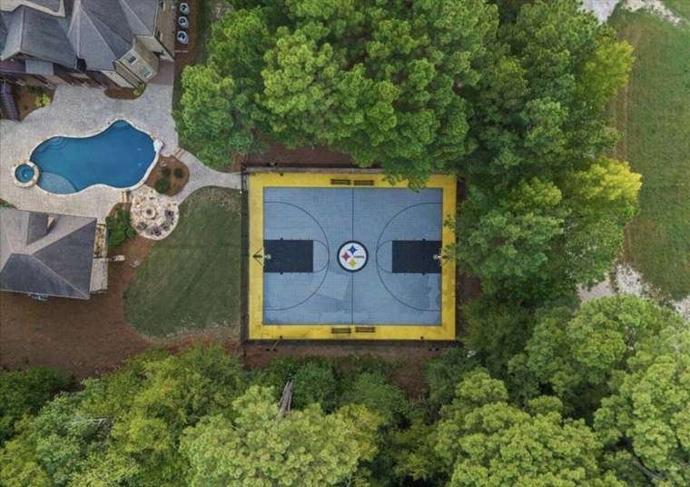 Outdoor Living & Pool