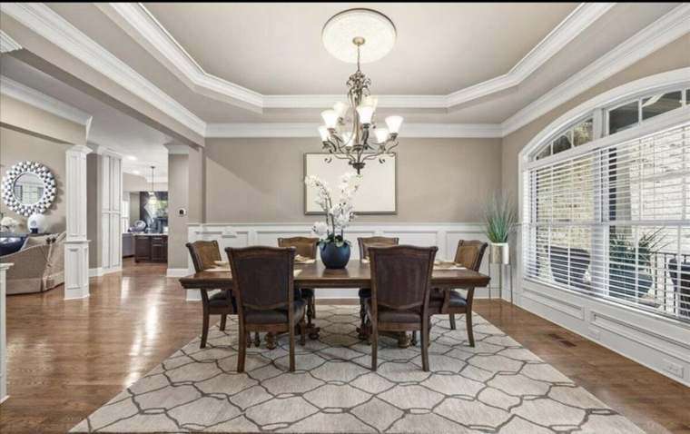 Dining & Entryway