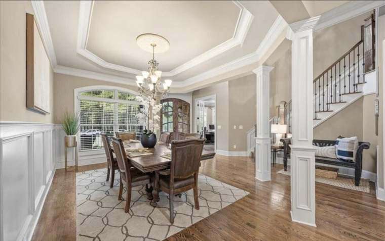 Dining & Entryway