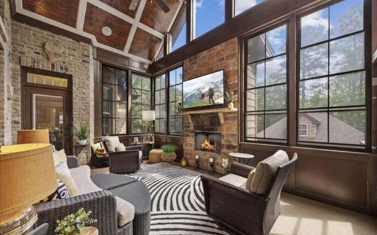 Home Office & Specialty Rooms