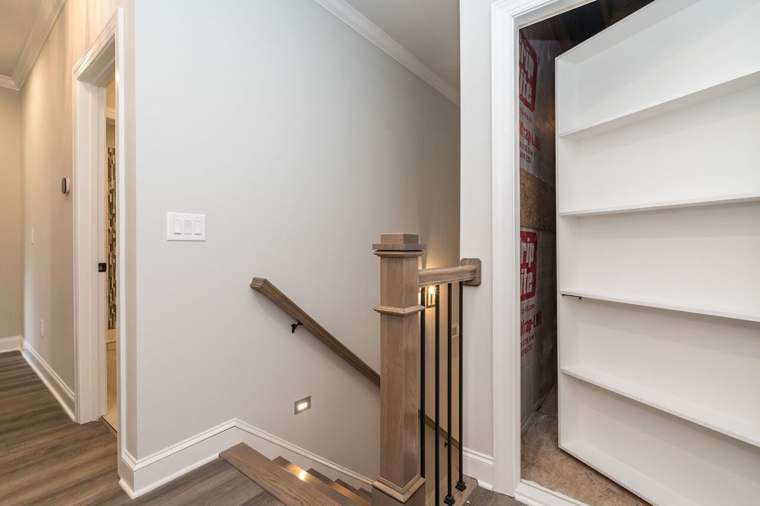 Entry & Staircase