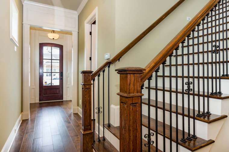 Entry & Dining