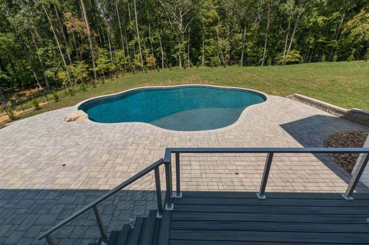 Exteriors & Outdoor Living