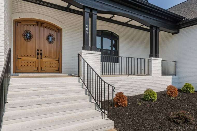 Exteriors & Outdoor Living