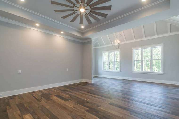 Bedrooms & Primary Suite