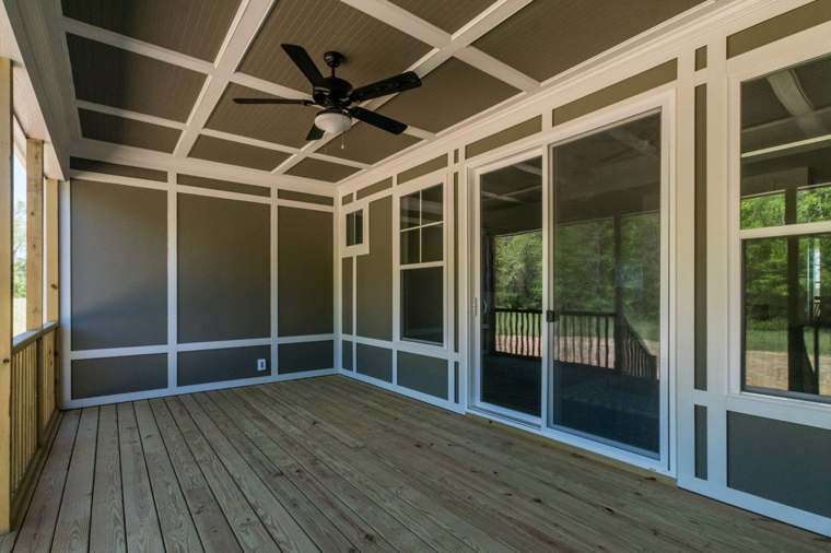 Screened Porch