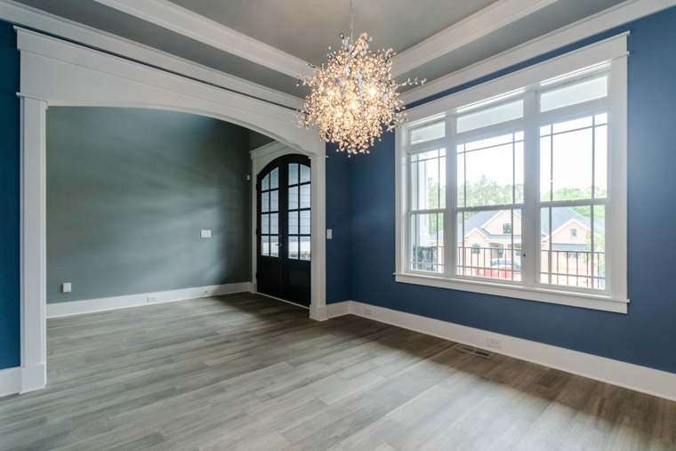 Foyer, Dining & Butler’s Pantry