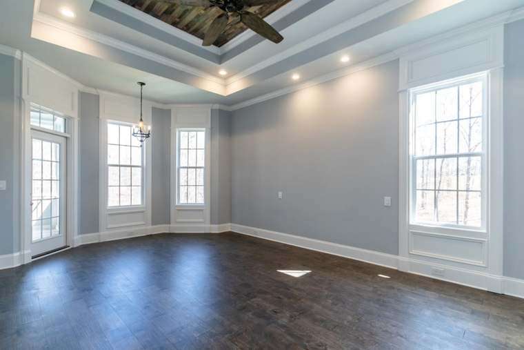 Dining & Formal Spaces