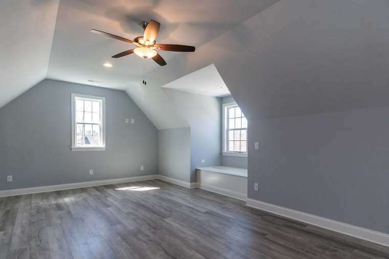 Bedrooms & Bonus Rooms