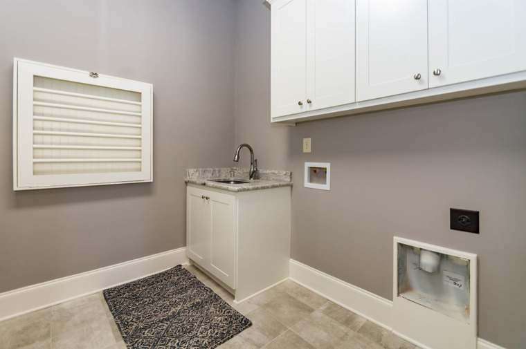 Laundry & Mudroom