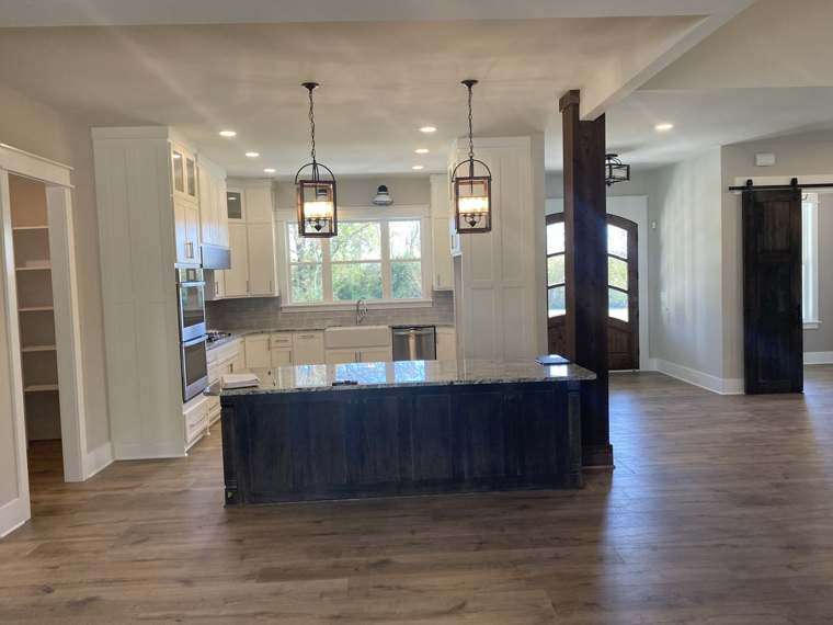 Kitchen & Great Room