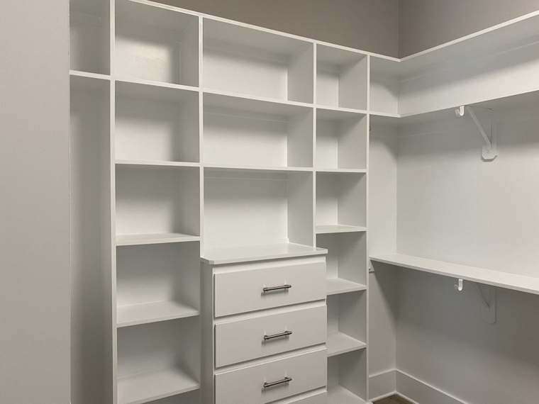 Walk-in Closet & Utility