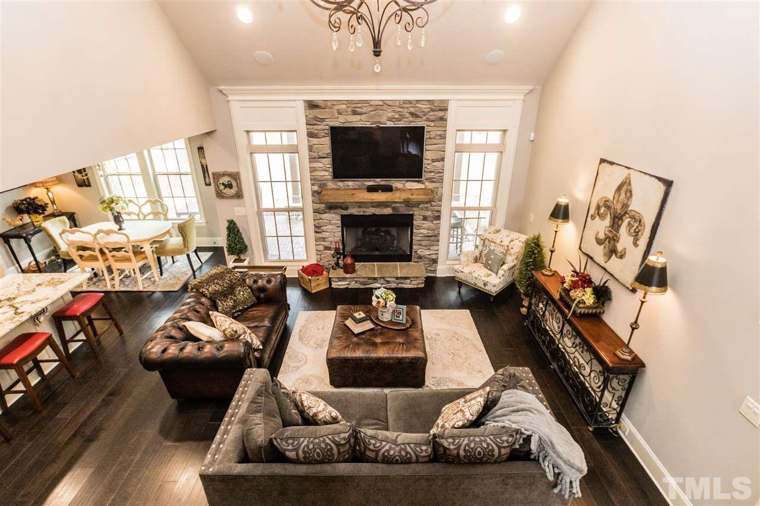 Living & Family Rooms