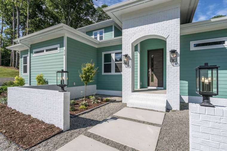 Exteriors & Architecture