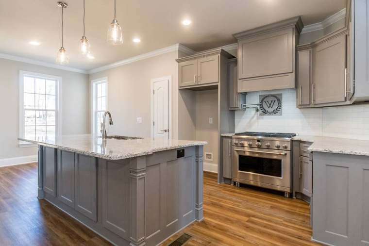 Kitchen & Pantry