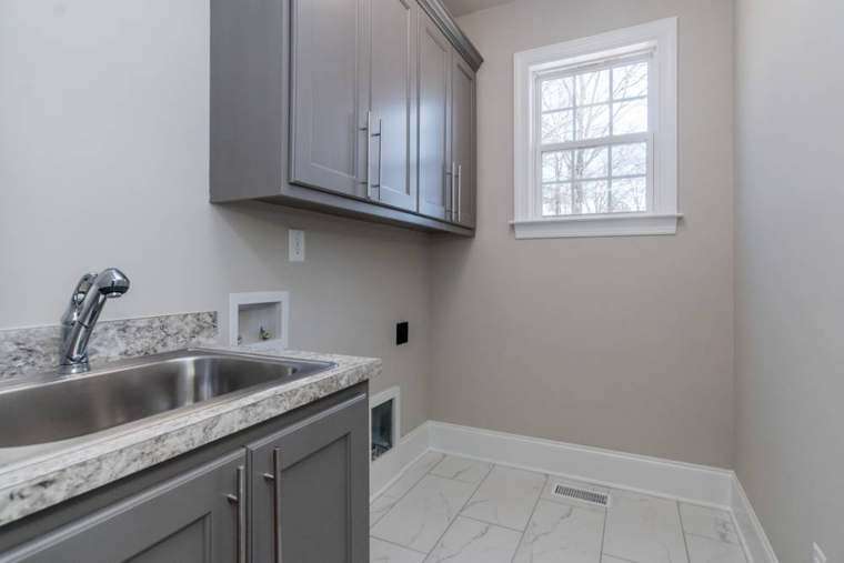 Laundry & Mudroom