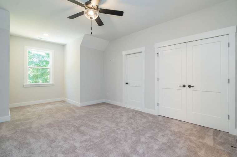 7 Maggie Way — Bedrooms & Bonus Rooms