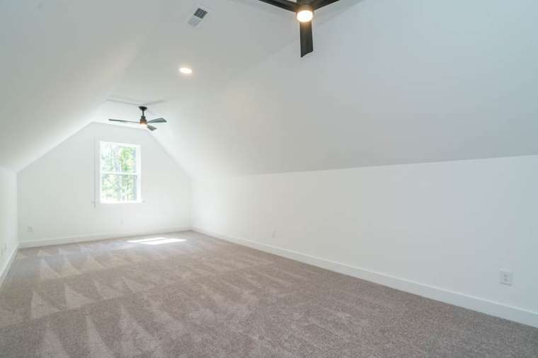 7 Maggie Way — Bedrooms & Bonus Rooms