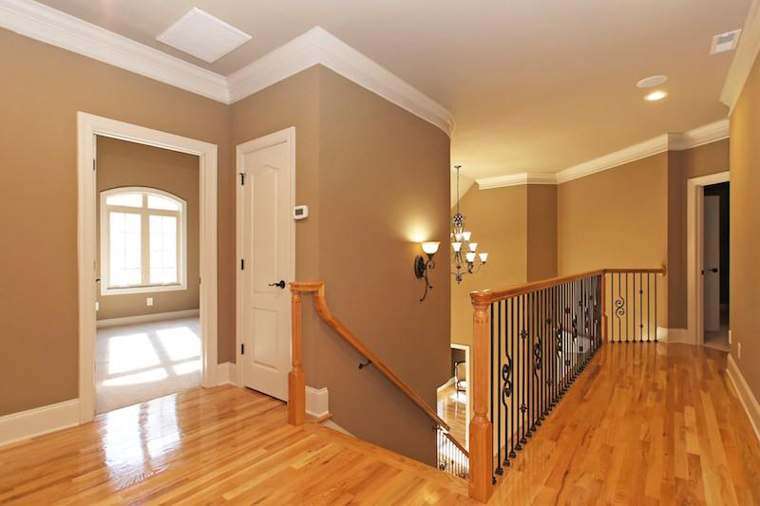 5 The 9 — Entry & Architectural Details