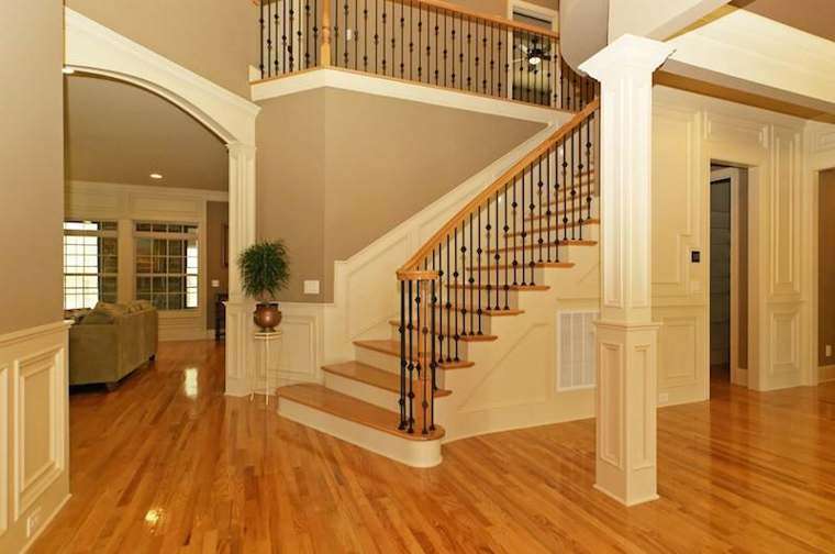 85 Portofino — Entry & Architectural Details