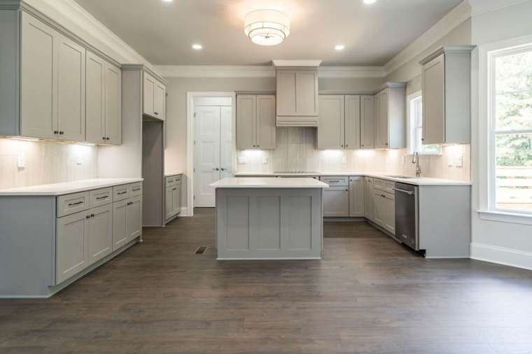 55 Walnut Hall — Kitchen