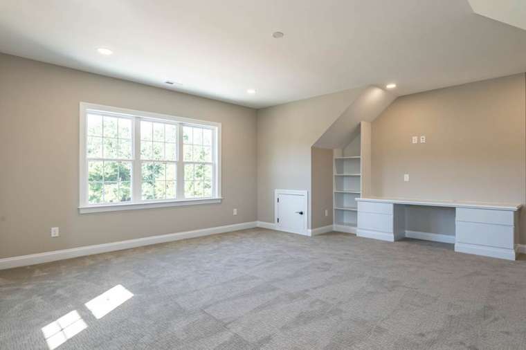 53 Walnut Hall — Bedrooms & Bonus Rooms